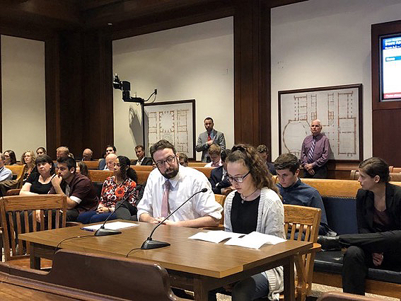 Sara Shapiro presenting to legislators